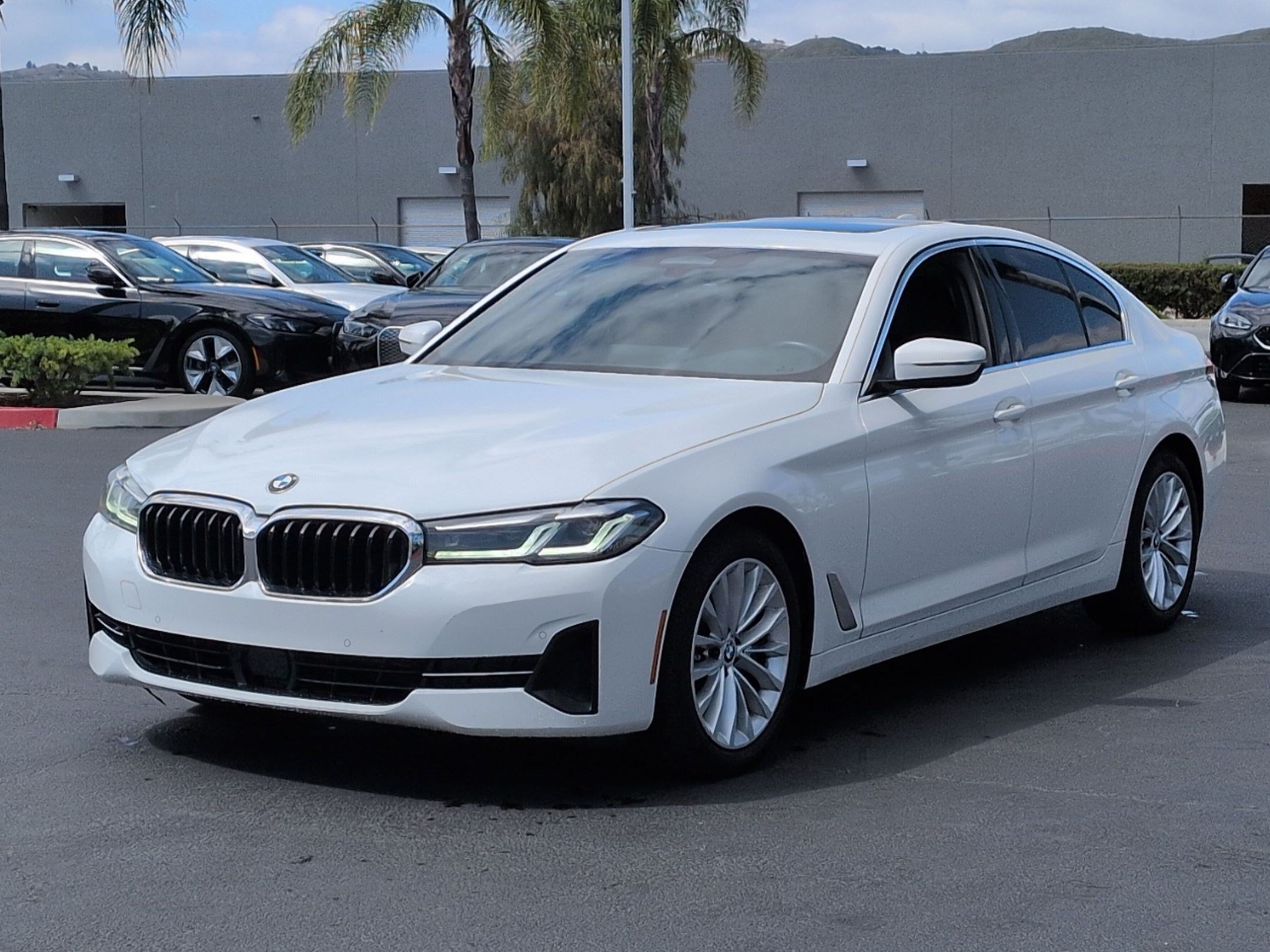 Used 2022 BMW 530i xDrive AWD/4WD image 5