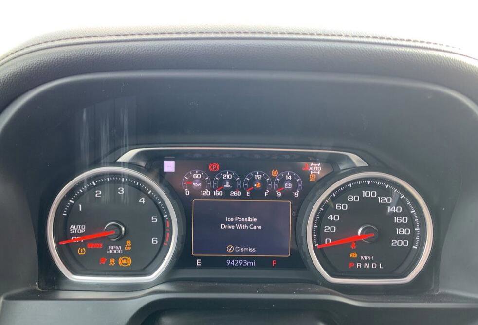 Used 2019 Chevrolet Silverado 1500 LTZ image 4