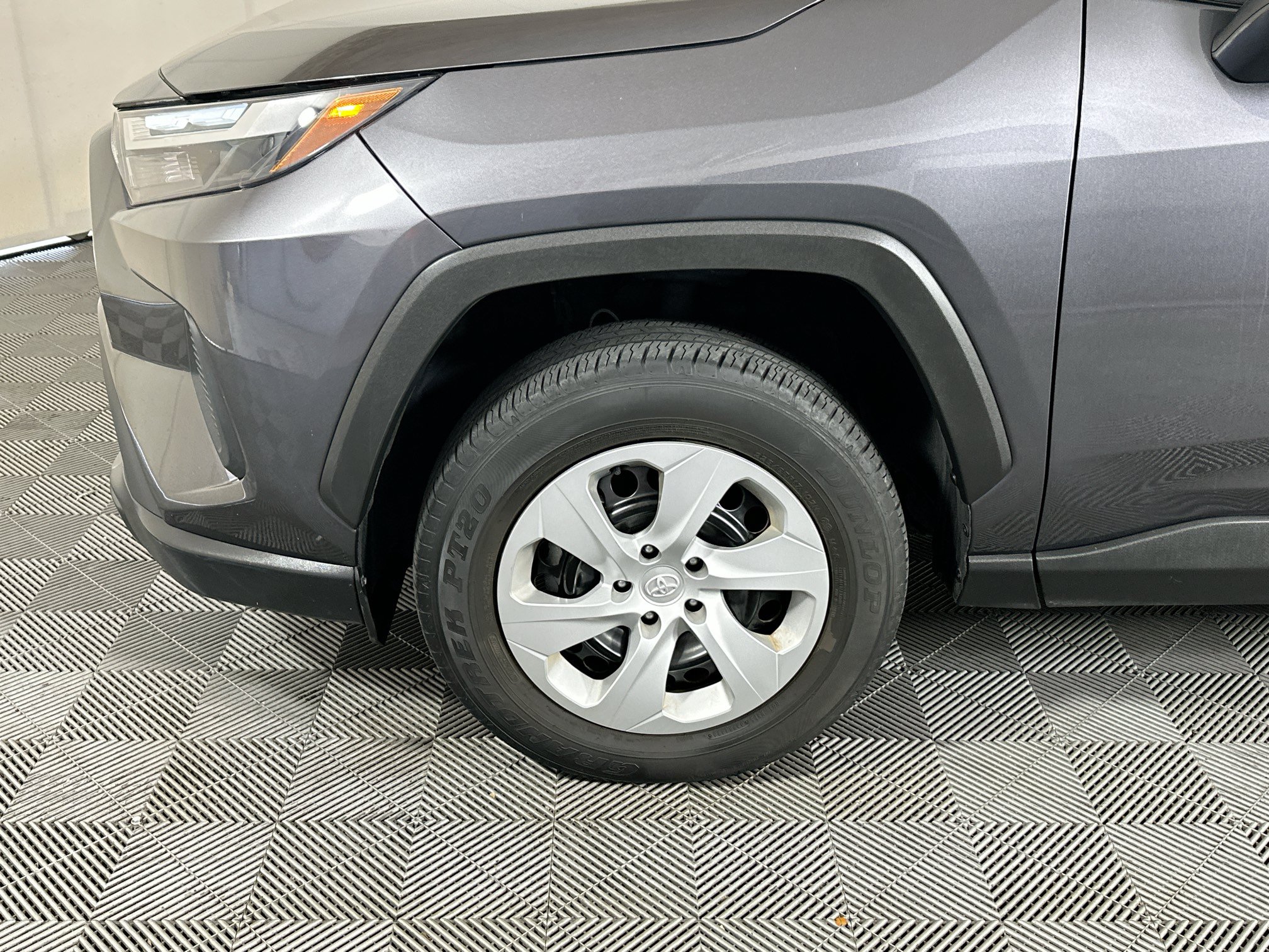 Used 2024 Toyota RAV4 LE FWD image 11
