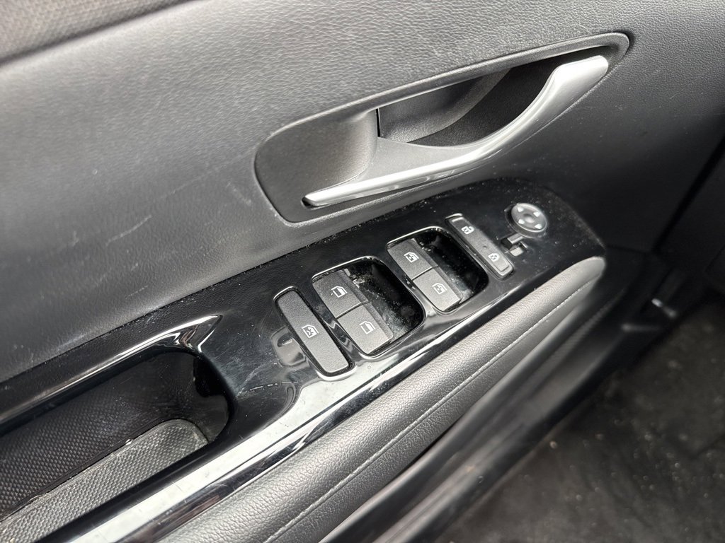 Used 2022 Hyundai Tucson Limited w/ Cargo Package image 28