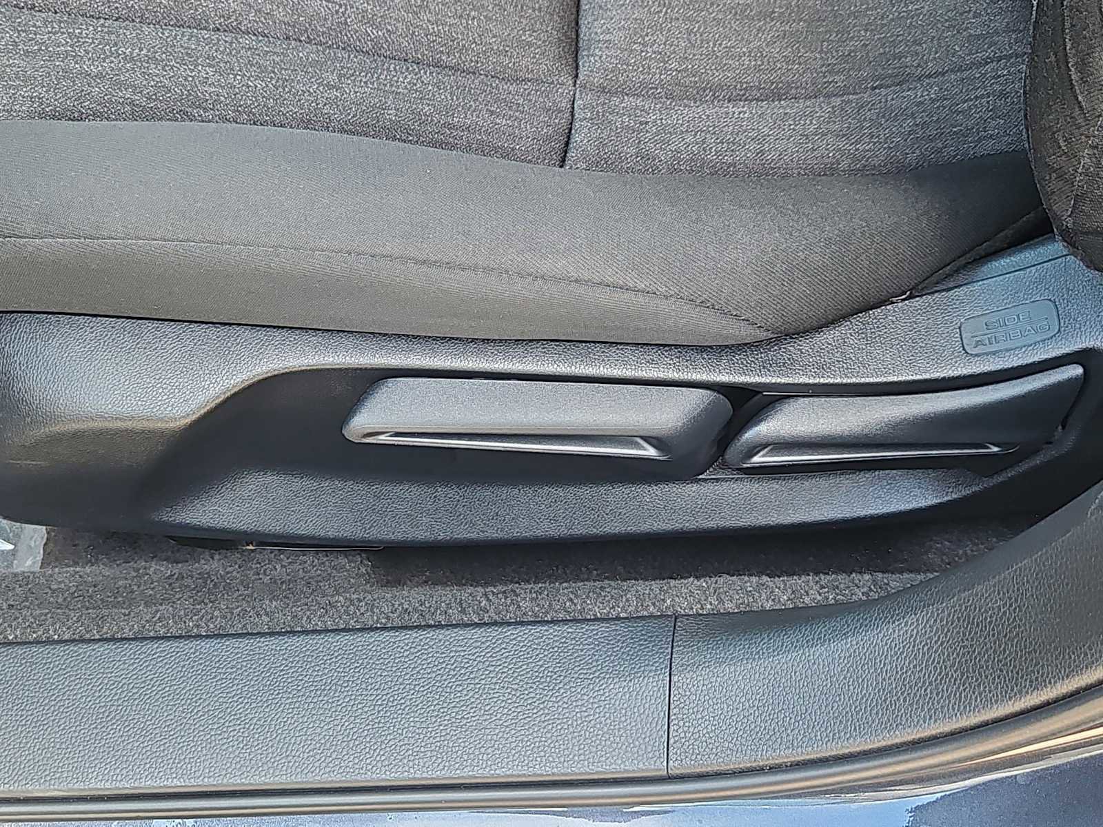 Used 2023 Honda Accord LX image 17