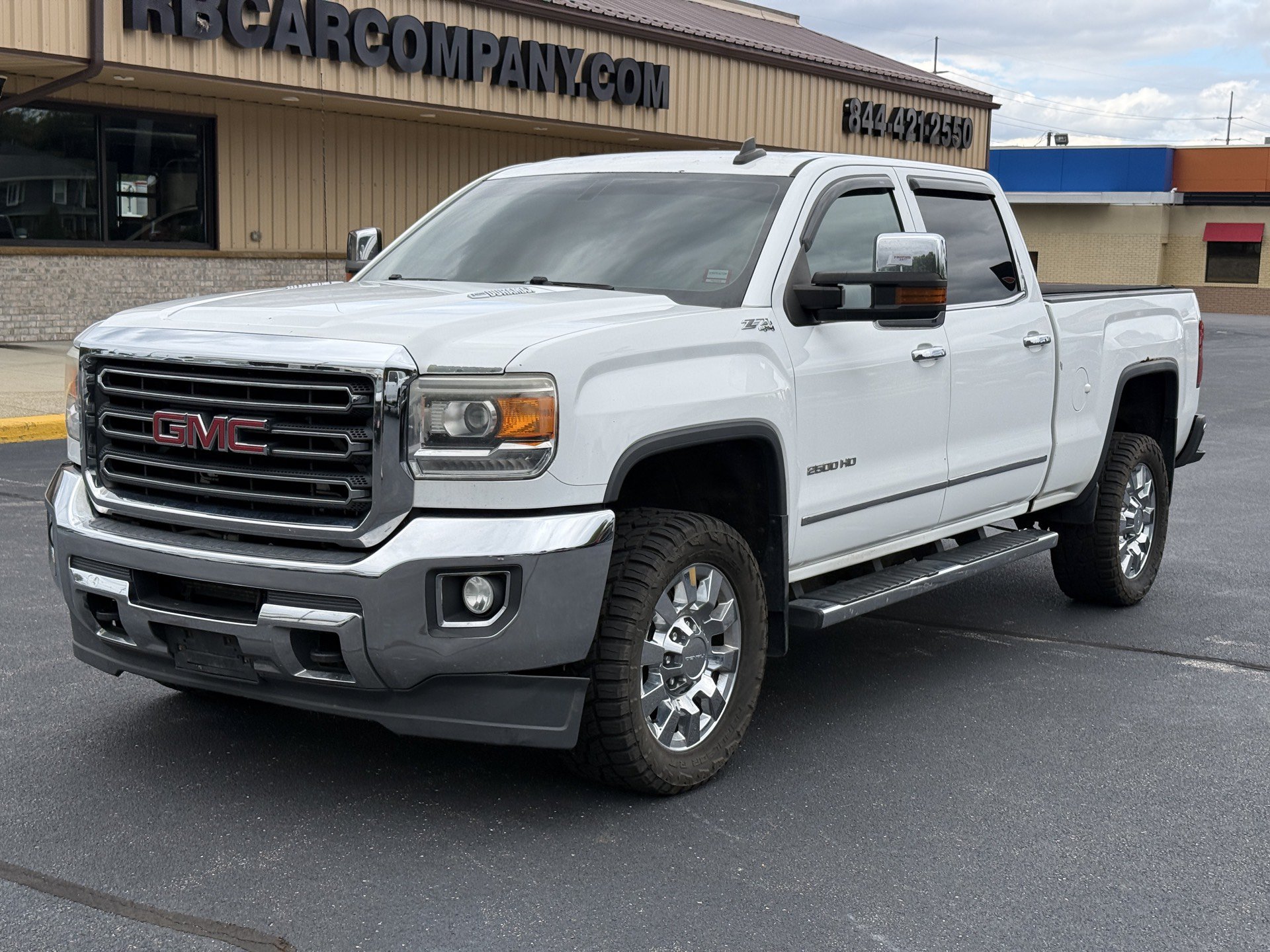 Used 2015 GMC Sierra 2500 SLT AWD/4WD image 4
