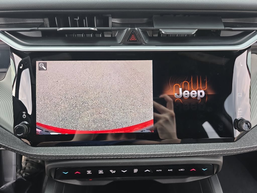 New 2026 Jeep Cherokee Laredo AWD/4WD image 23