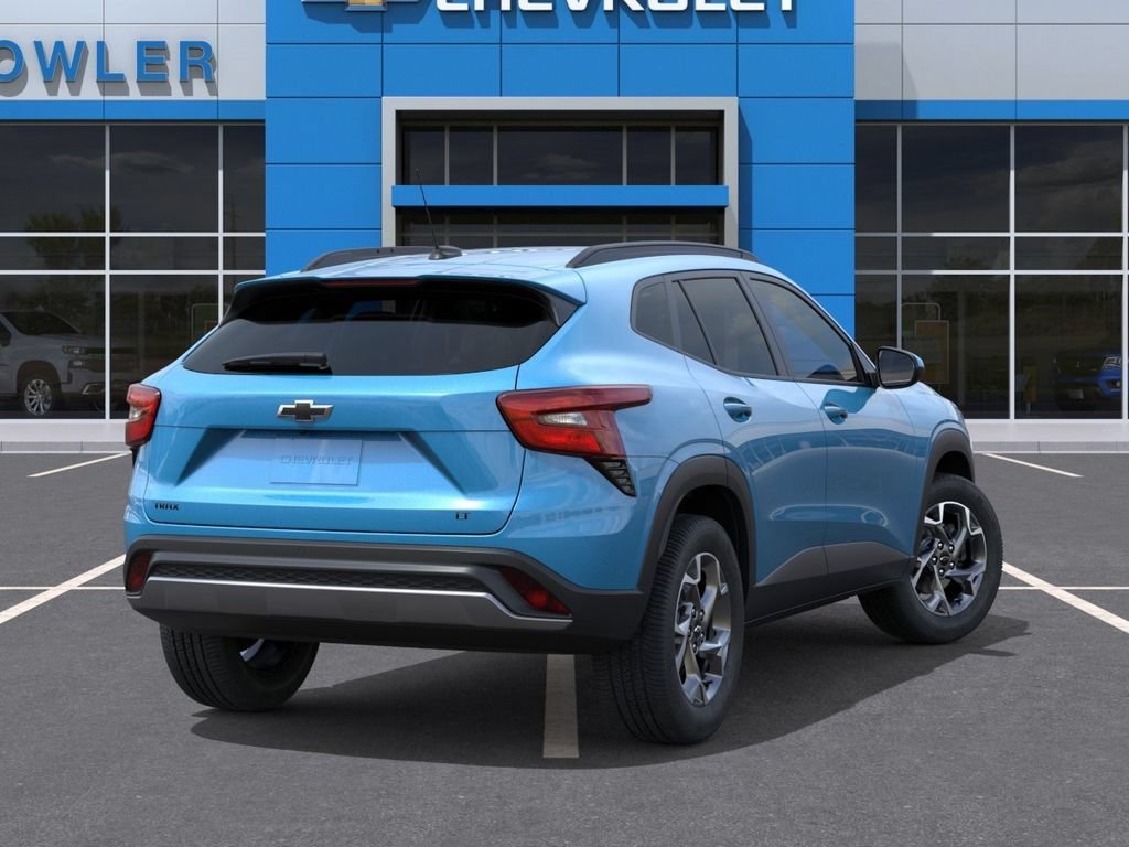 New 2026 Chevrolet Trax LT w/ Driver Confidence Package FWD image 4