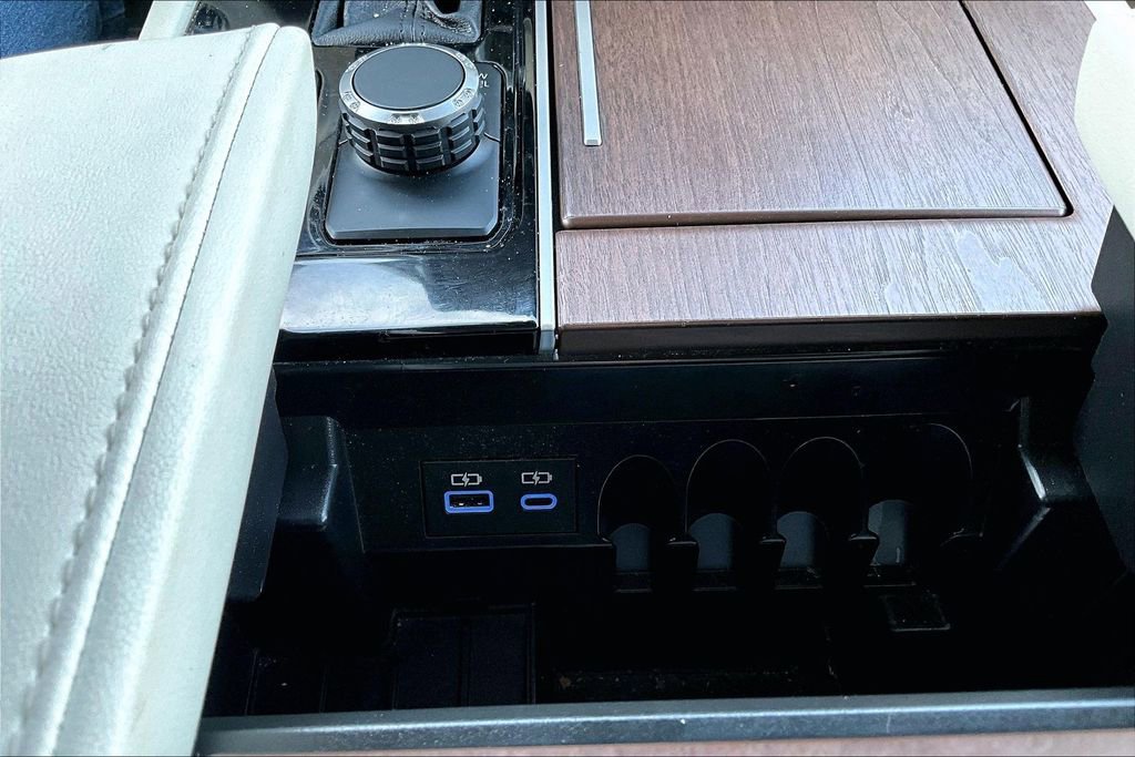 Used 2023 Toyota Tundra Capstone image 12