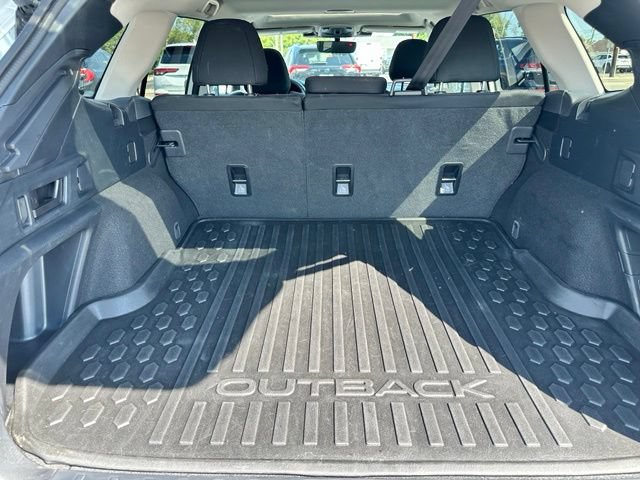 Used 2024 Subaru Outback Premium AWD/4WD image 22