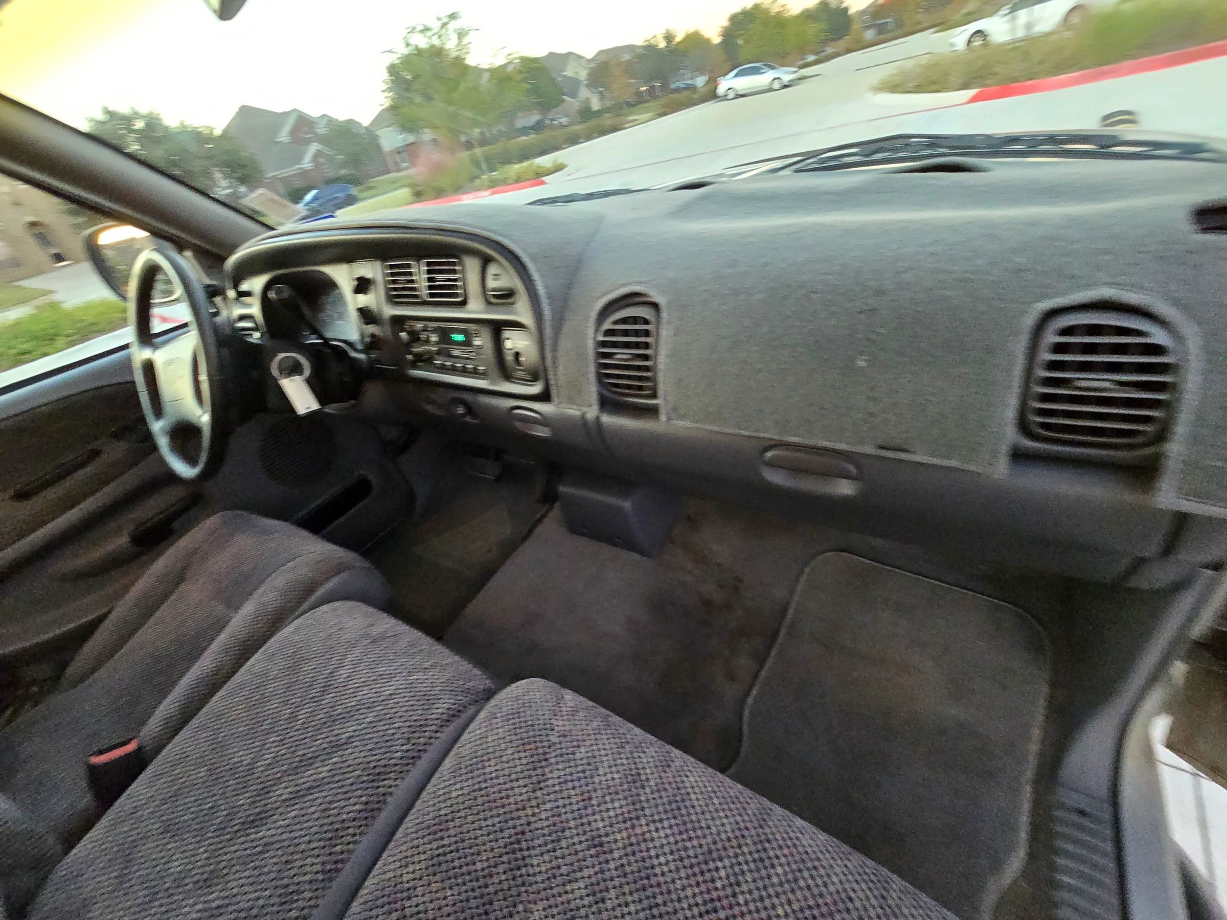 Used 1998 Dodge Ram 2500 Truck 2WD Quad Cab image 17