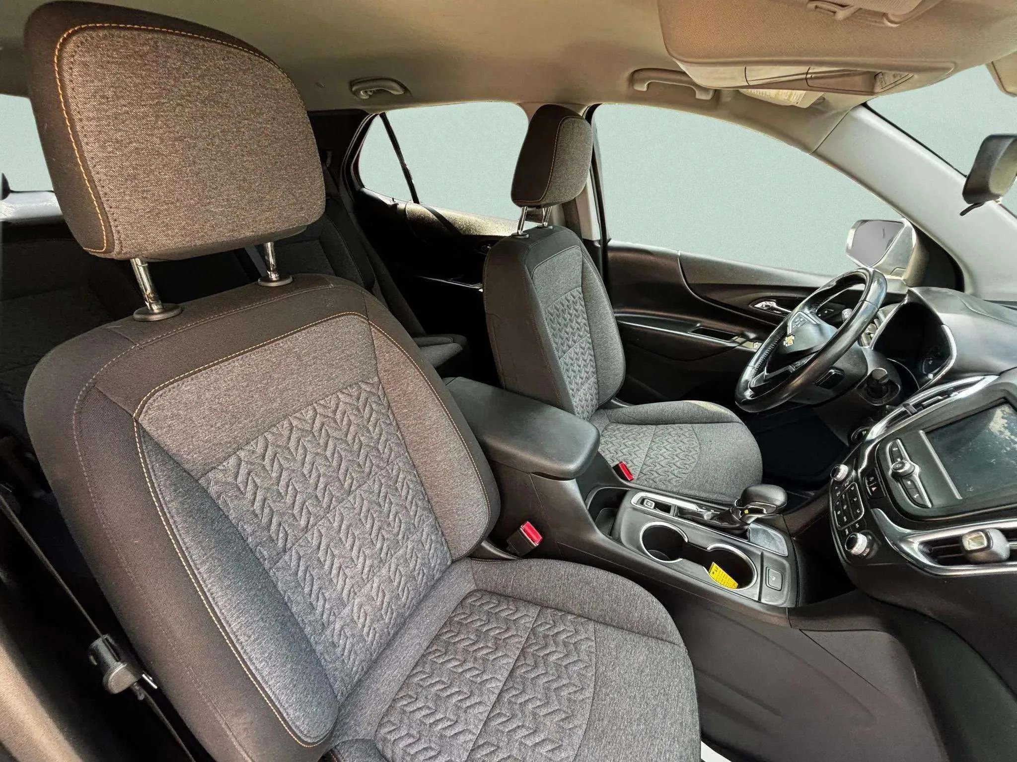 Used 2022 Chevrolet Equinox LT image 10