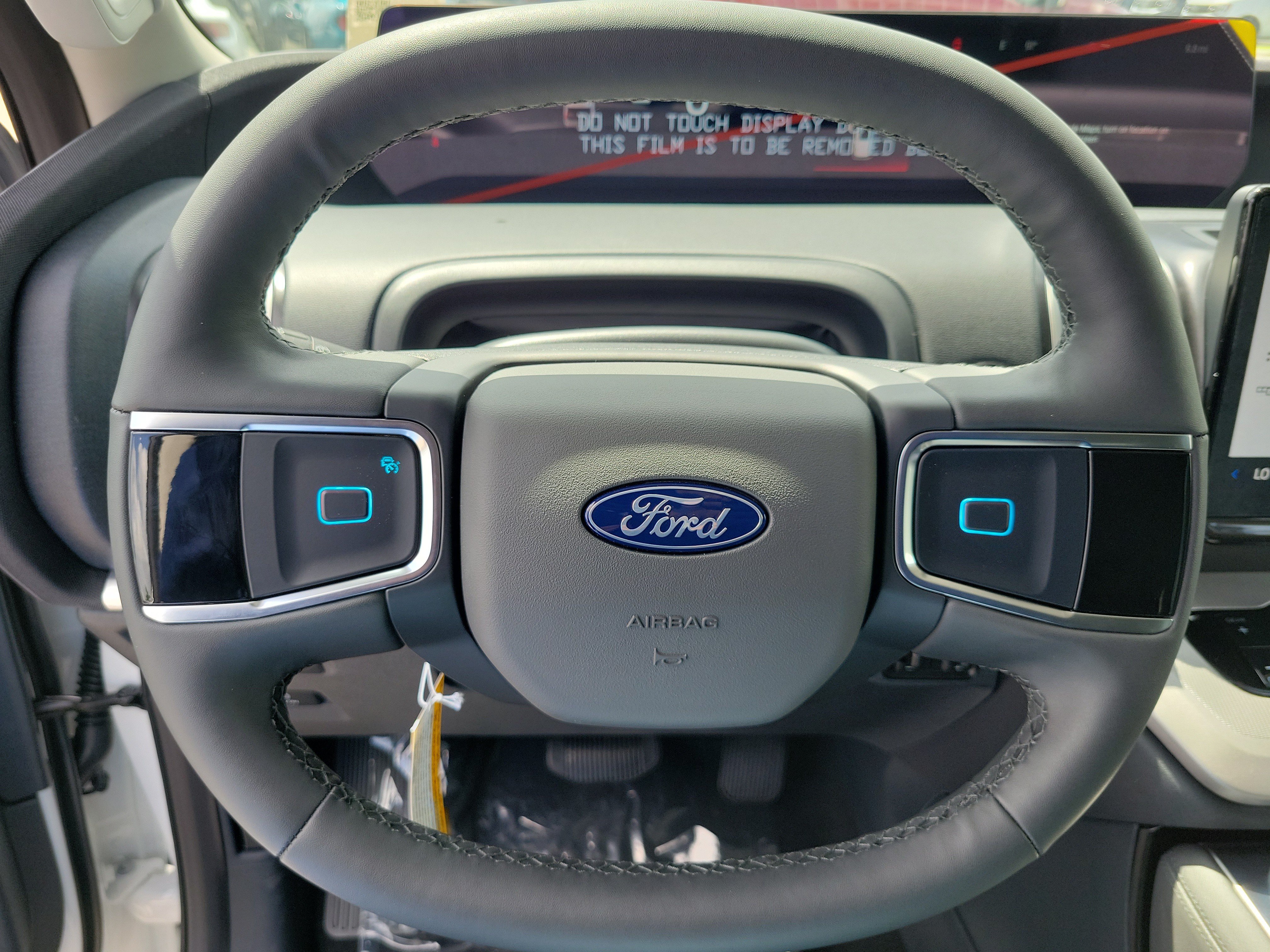 New 2026 Ford Expedition Active RWD image 16