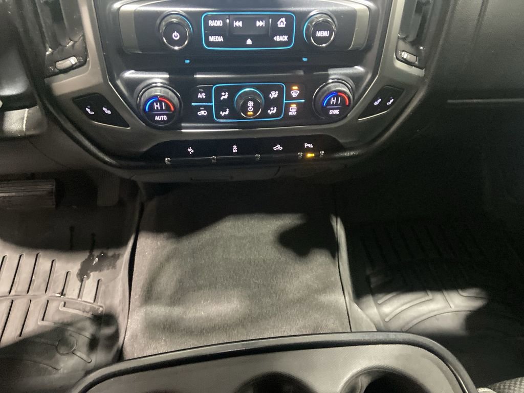Certified 2018 Chevrolet Silverado 1500 LT w/ All Star Edition AWD/4WD image 18