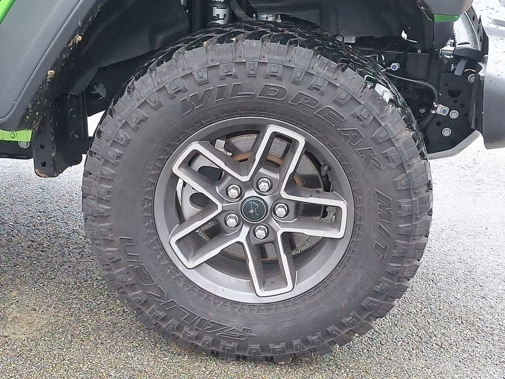 Used 2025 Jeep Gladiator Mojave w/ Convenience Group image 8