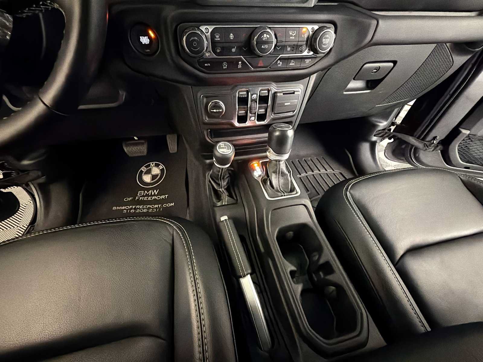 Used 2021 Jeep Gladiator Overland w/ Popular Equipment Package AWD/4WD image 18