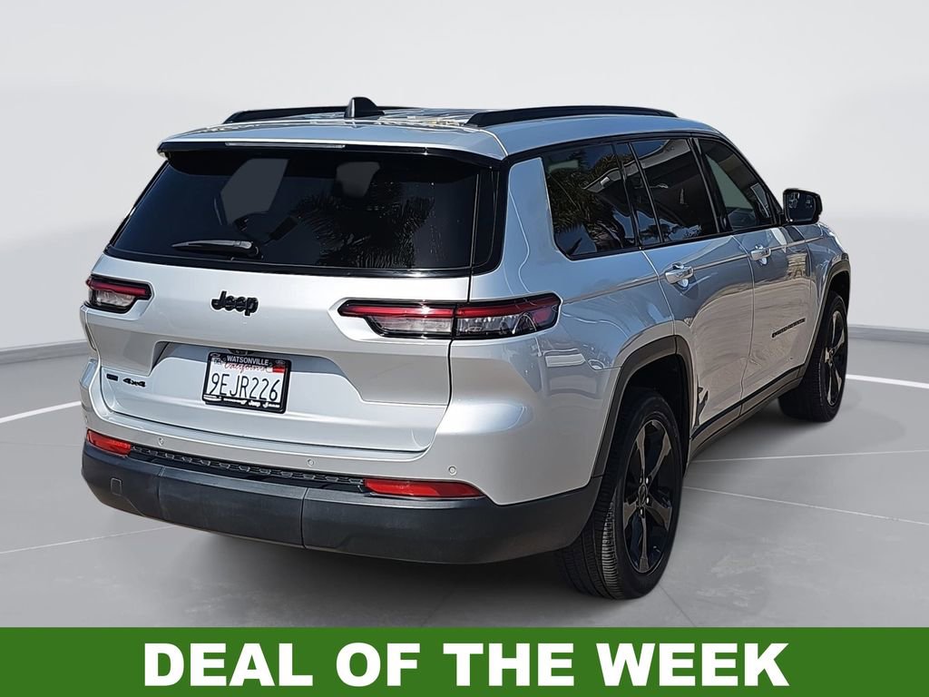 Used 2023 Jeep Grand Cherokee L Laredo image 3