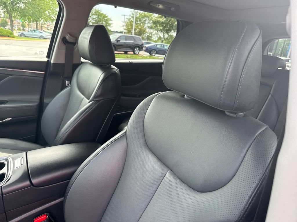 Certified 2023 Hyundai Santa Fe SEL w/ Premium Package AWD/4WD image 12