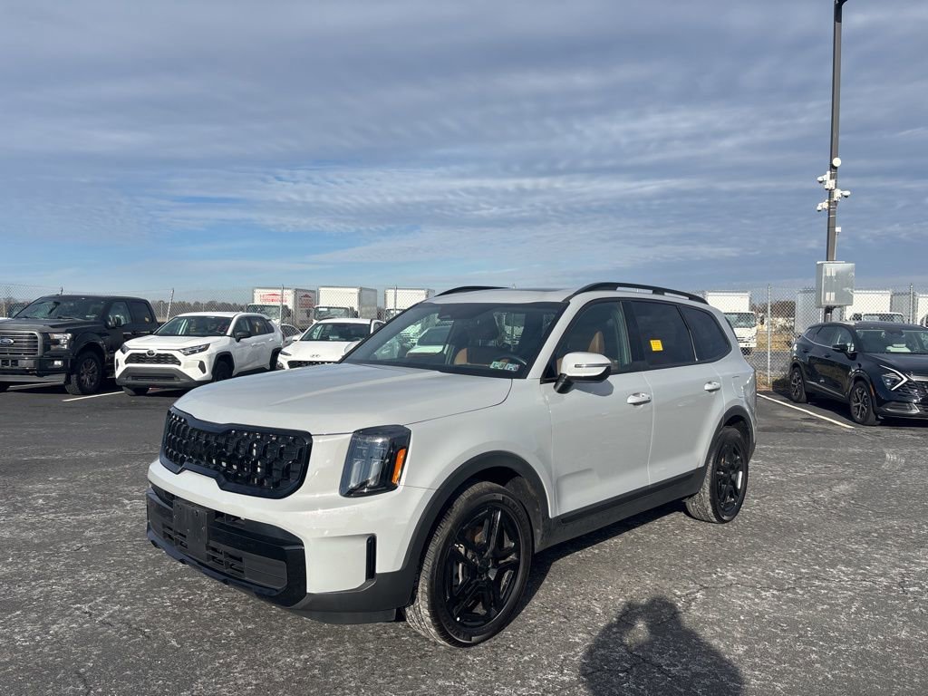 Used 2025 Kia Telluride EX X-Line image 7