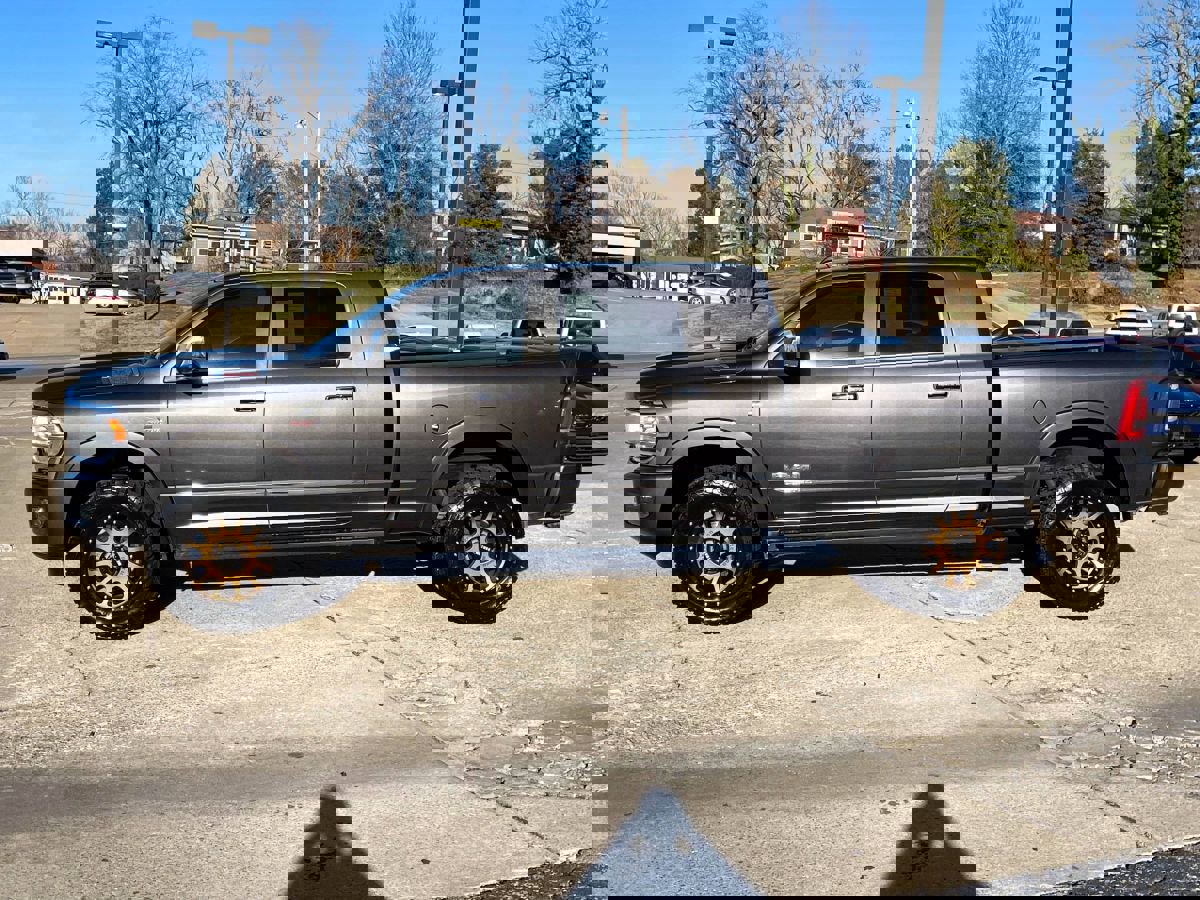 Used 2019 RAM 2500 Limited image 3