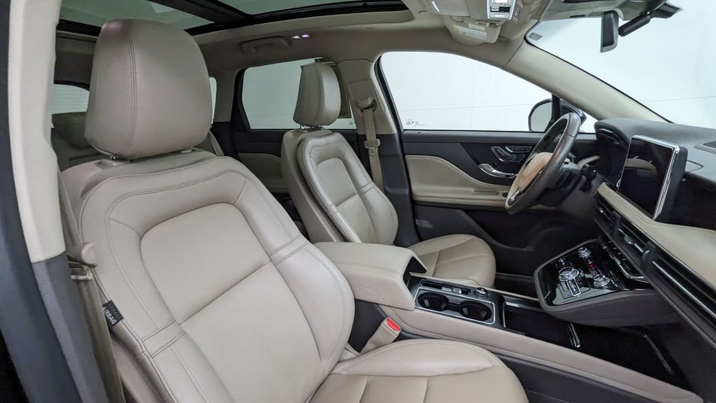 Used 2021 Lincoln Corsair Reserve FWD image 38
