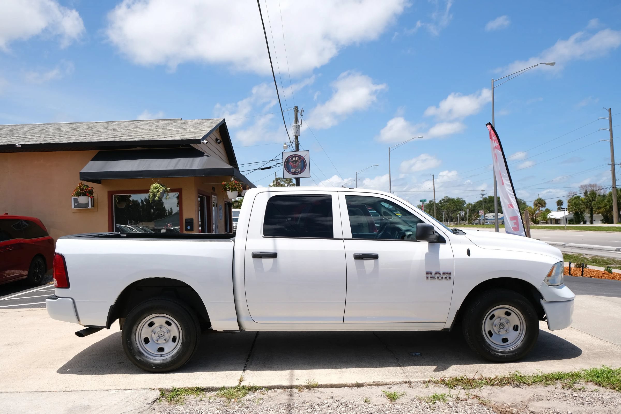 Used 2016 RAM 1500 Tradesman w/ Popular Equipment Group AWD/4WD image 4