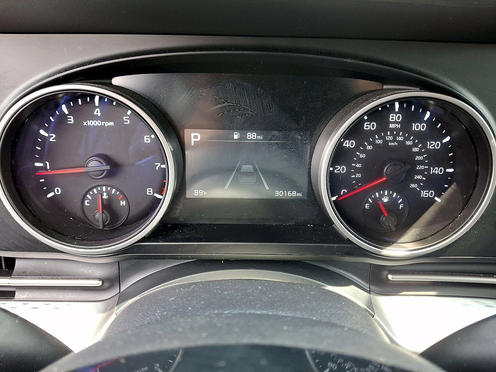 Used 2024 Kia Carnival LX FWD image 13