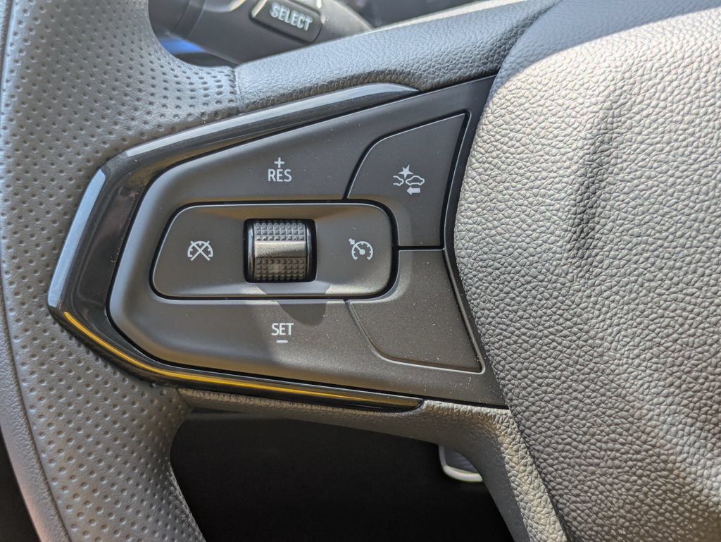 New 2026 Chevrolet Trax LS FWD image 25