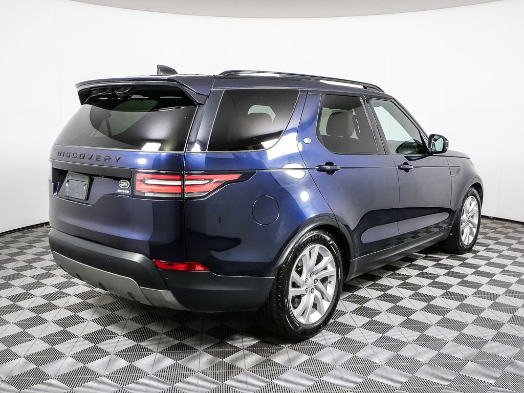 Used 2018 Land Rover Discovery HSE image 28
