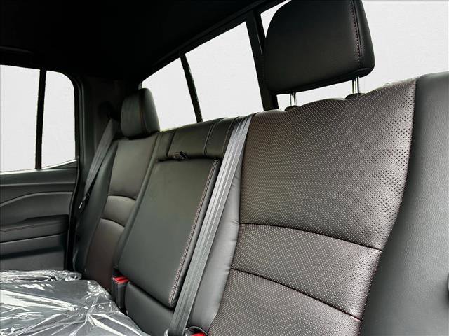 New 2025 Honda Ridgeline Black Edition image 16