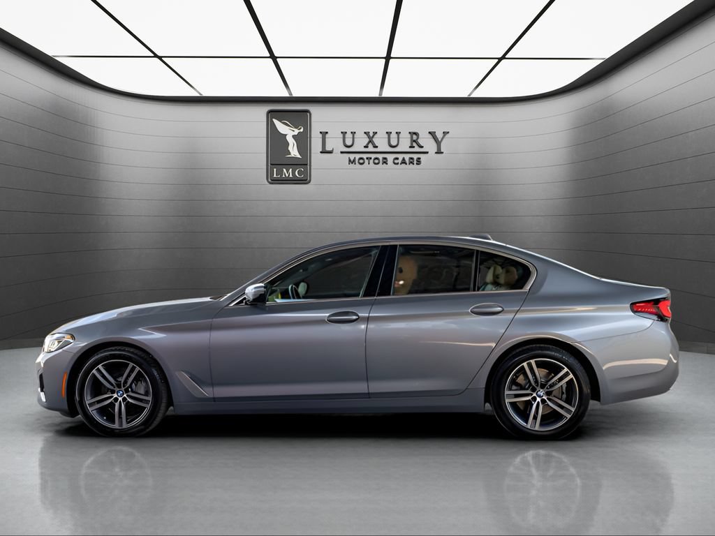 Used 2023 BMW 530i xDrive w/ Premium Package AWD/4WD image 5