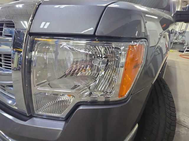 Used 2013 Ford F150 XLT w/ Luxury Equipment Group AWD/4WD image 28
