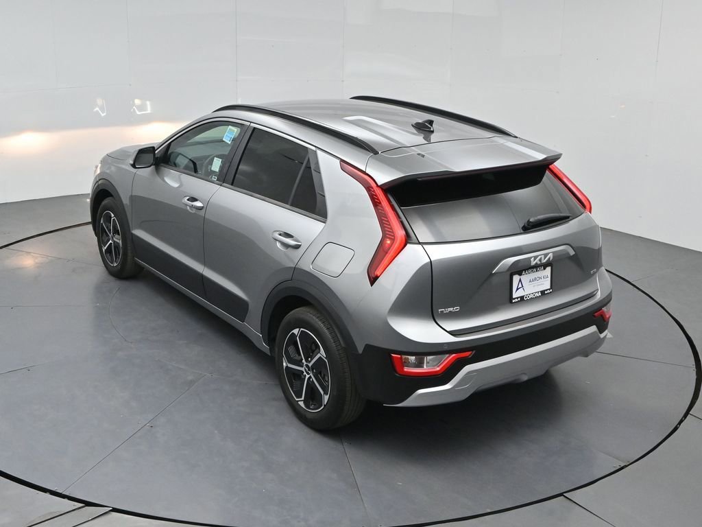 Used 2024 Kia Niro EX FWD image 42