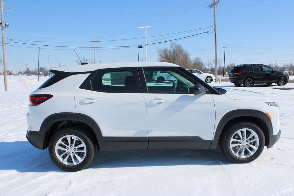 New 2026 Chevrolet TrailBlazer LS image 9
