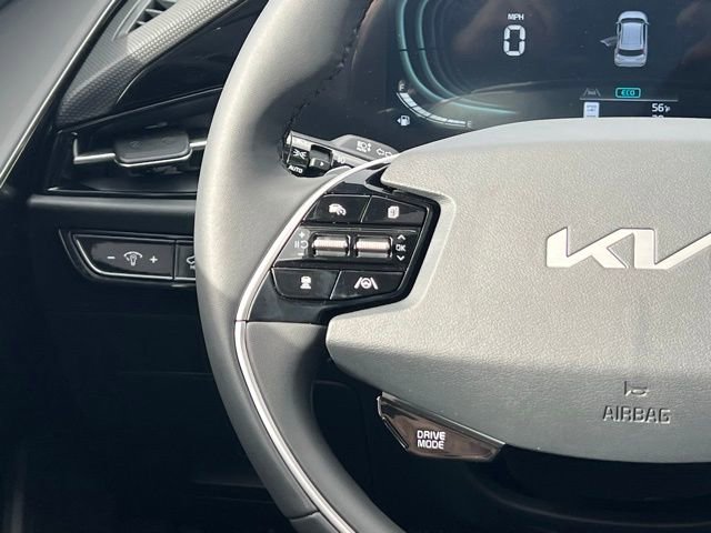 New 2025 Kia Niro SX Touring image 22