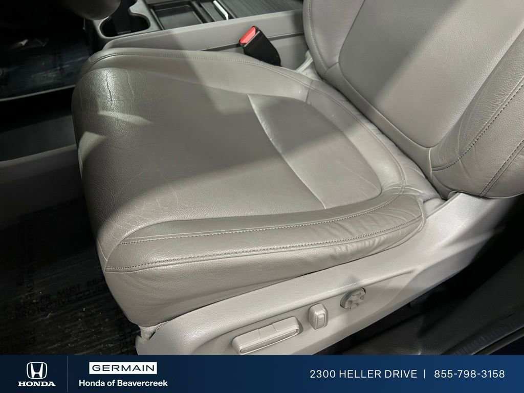 Used 2024 Honda Odyssey EX-L image 19