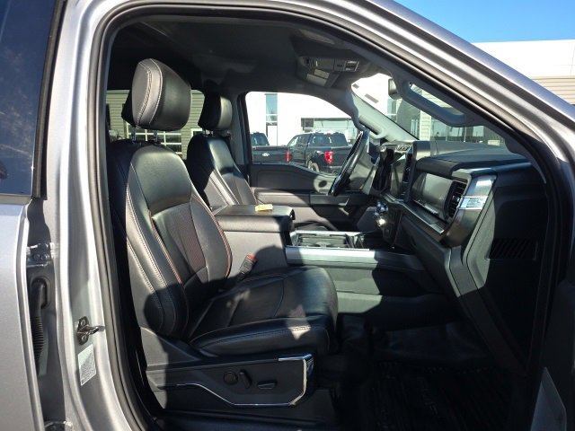 Used 2024 Ford F350 Lariat image 14