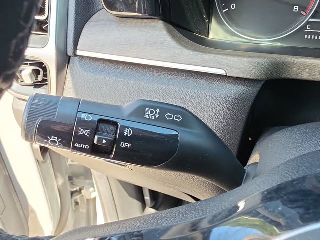 Used 2023 Kia Sorento EX w/ Panoramic Sunroof Package FWD image 24