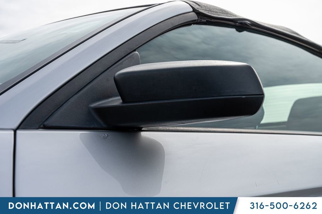 Used 2013 Ford Mustang Convertible image 23