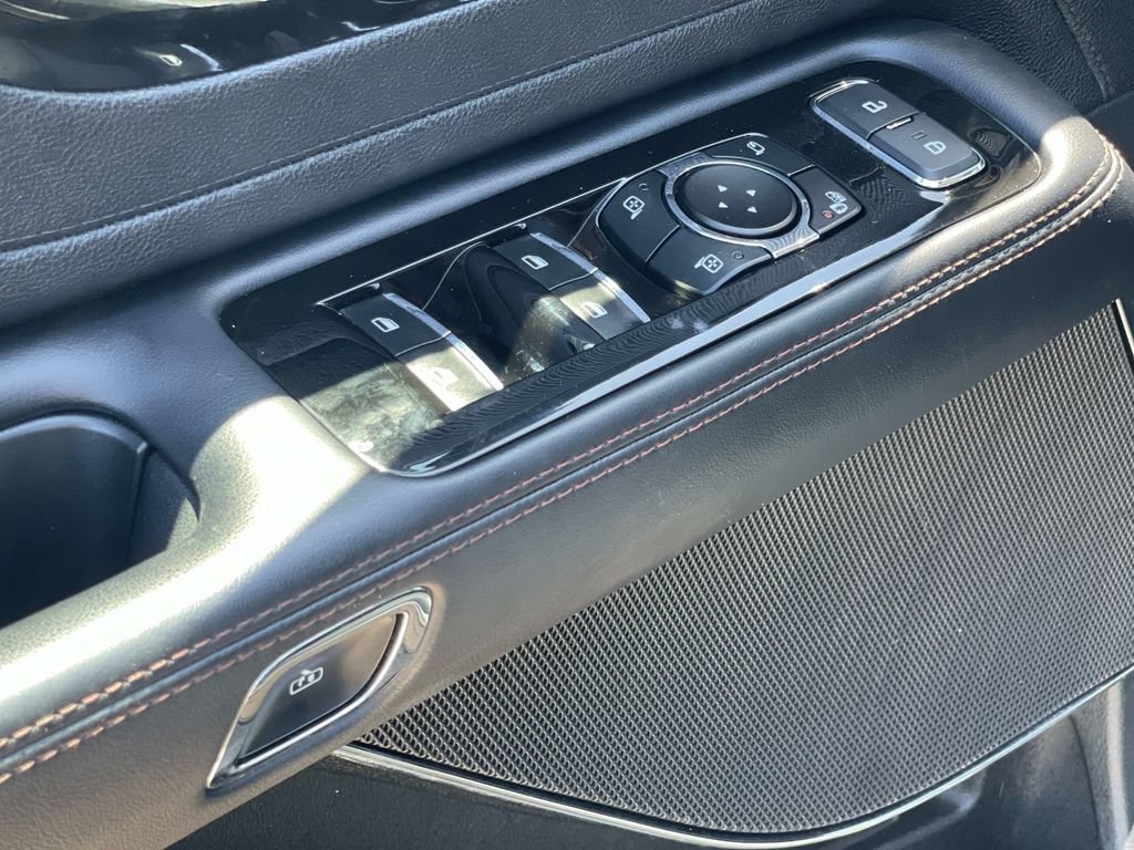 Used 2023 Lincoln Aviator 2WD w/ Premium Package image 22