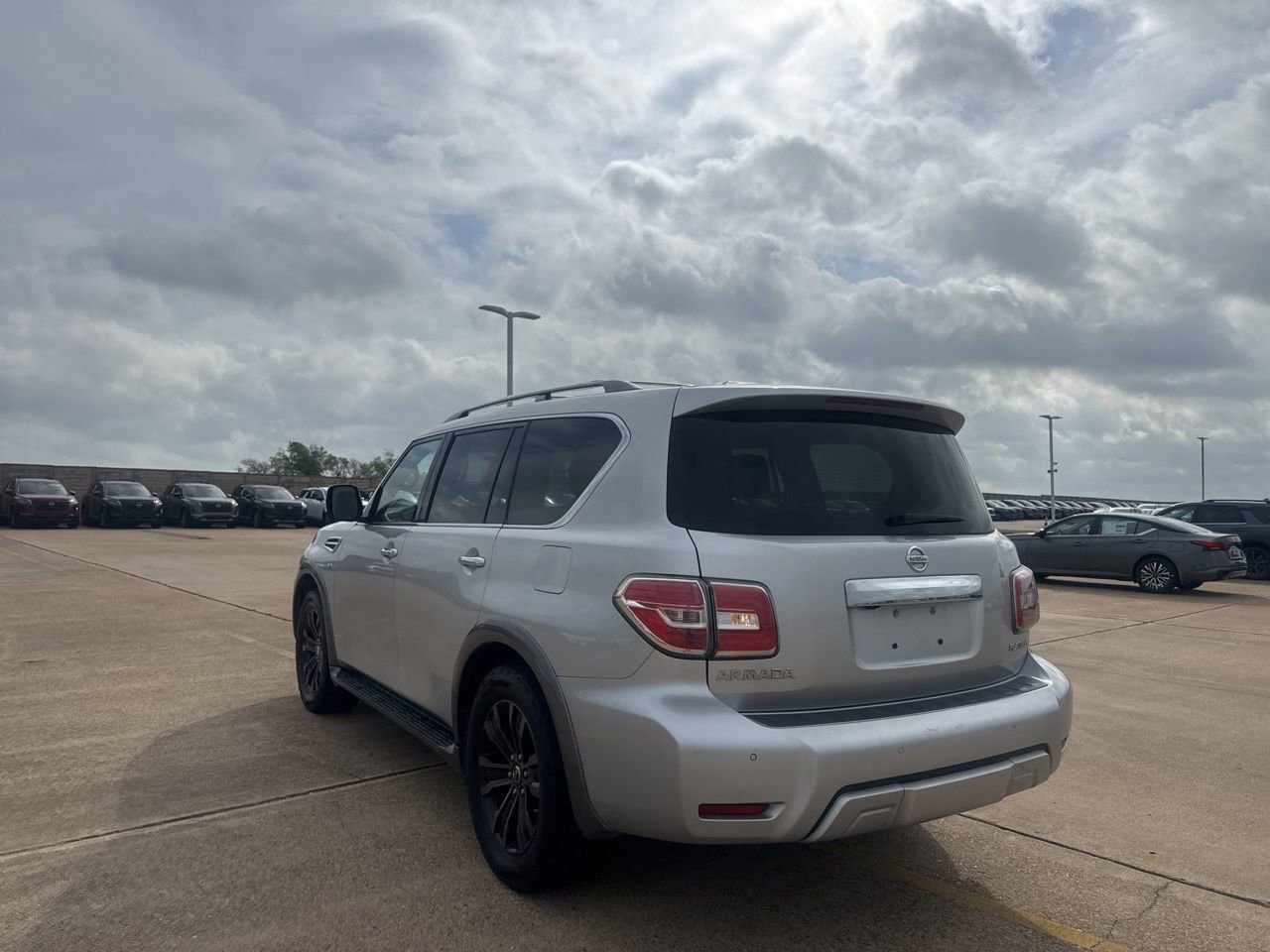 Used 2017 Nissan Armada Platinum image 15