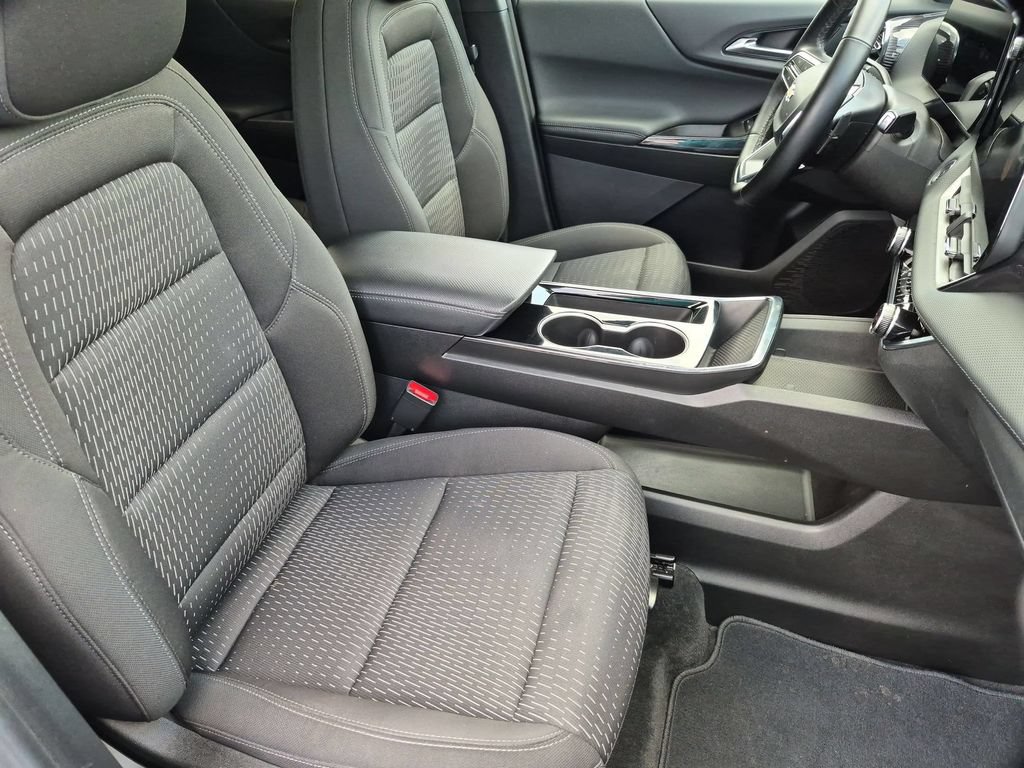 Used 2025 Chevrolet Equinox LT AWD/4WD image 31