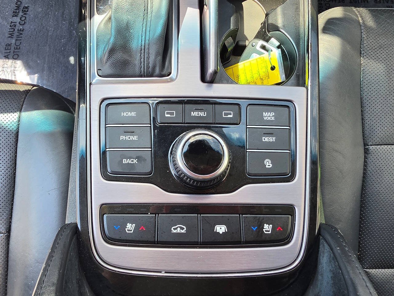 Used 2016 Hyundai Equus Signature RWD image 39