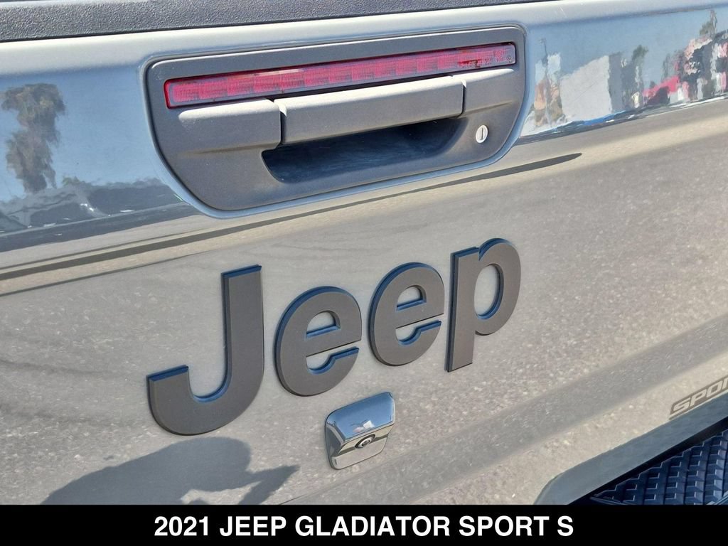 Used 2021 Jeep Gladiator Sport AWD/4WD image 25