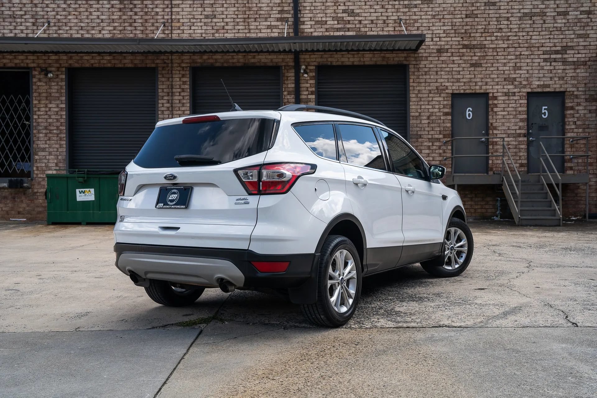 Used 2018 Ford Escape SEL AWD/4WD image 2