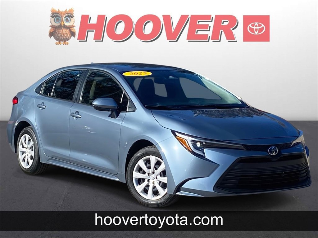 Used 2025 Toyota Corolla LE video 1