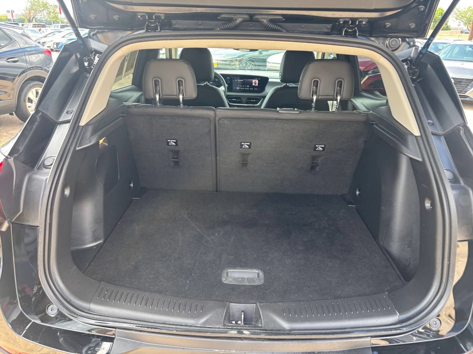 Used 2025 Buick Encore GX Preferred FWD image 30