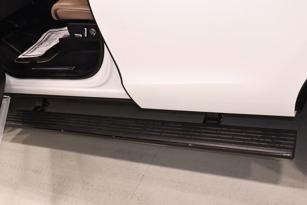 Used 2025 Lincoln Navigator Black Label image 49