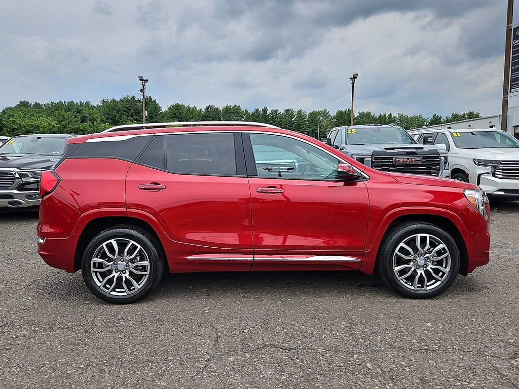 Certified 2023 GMC Terrain Denali w/ Denali Premium Package AWD/4WD image 7