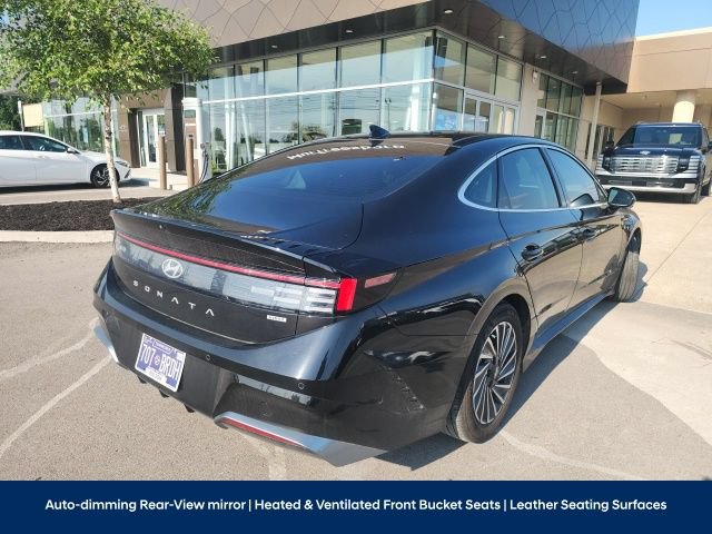 Certified 2025 Hyundai Sonata Limited FWD image 6