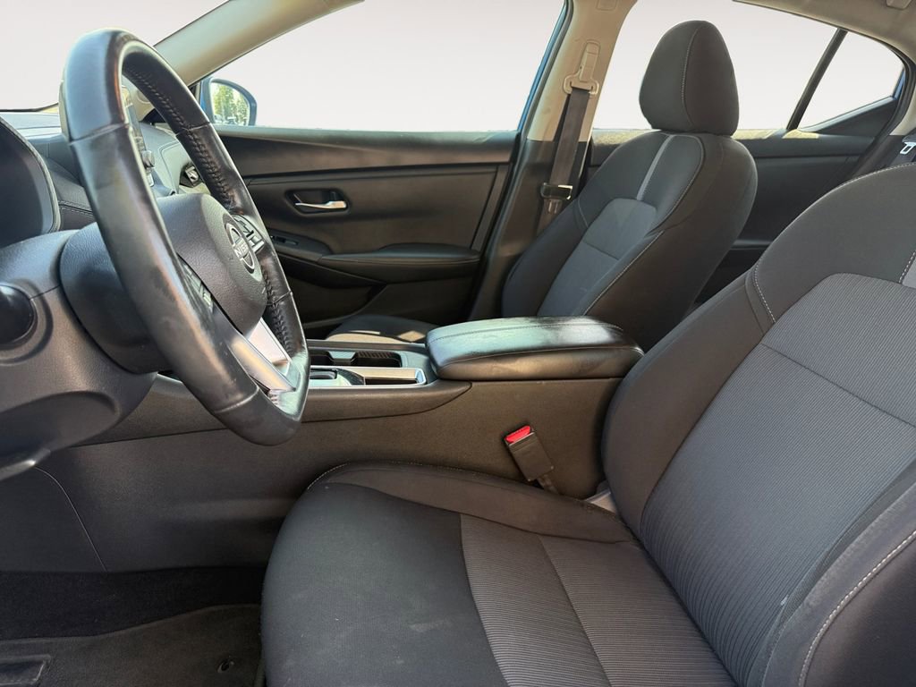 Used 2024 Nissan Sentra SV w/ All-Weather Package FWD image 9