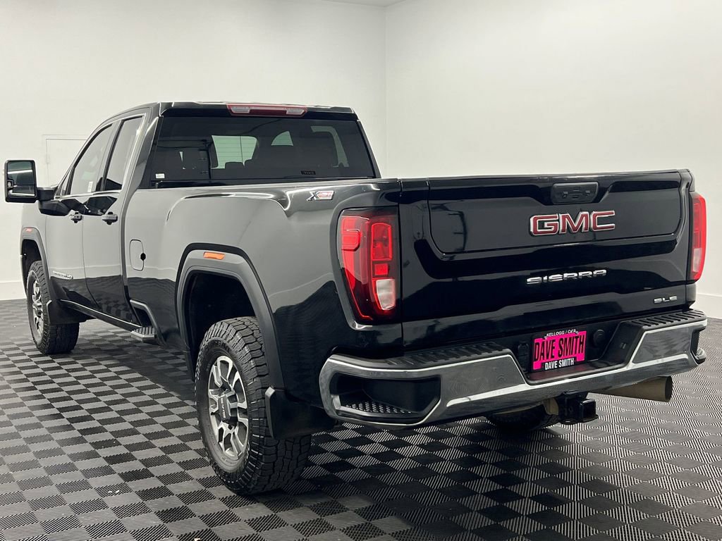 Used 2024 GMC Sierra 3500 SLE w/ SLE Value Package AWD/4WD image 3