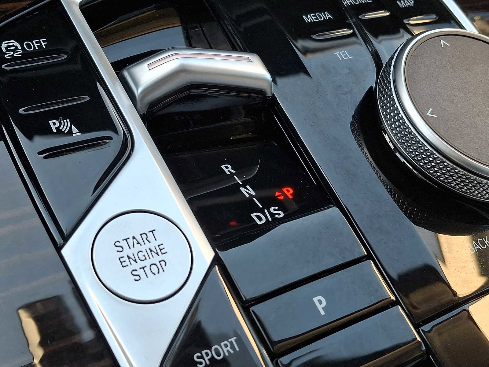 Used 2026 BMW X7 xDrive40i image 9