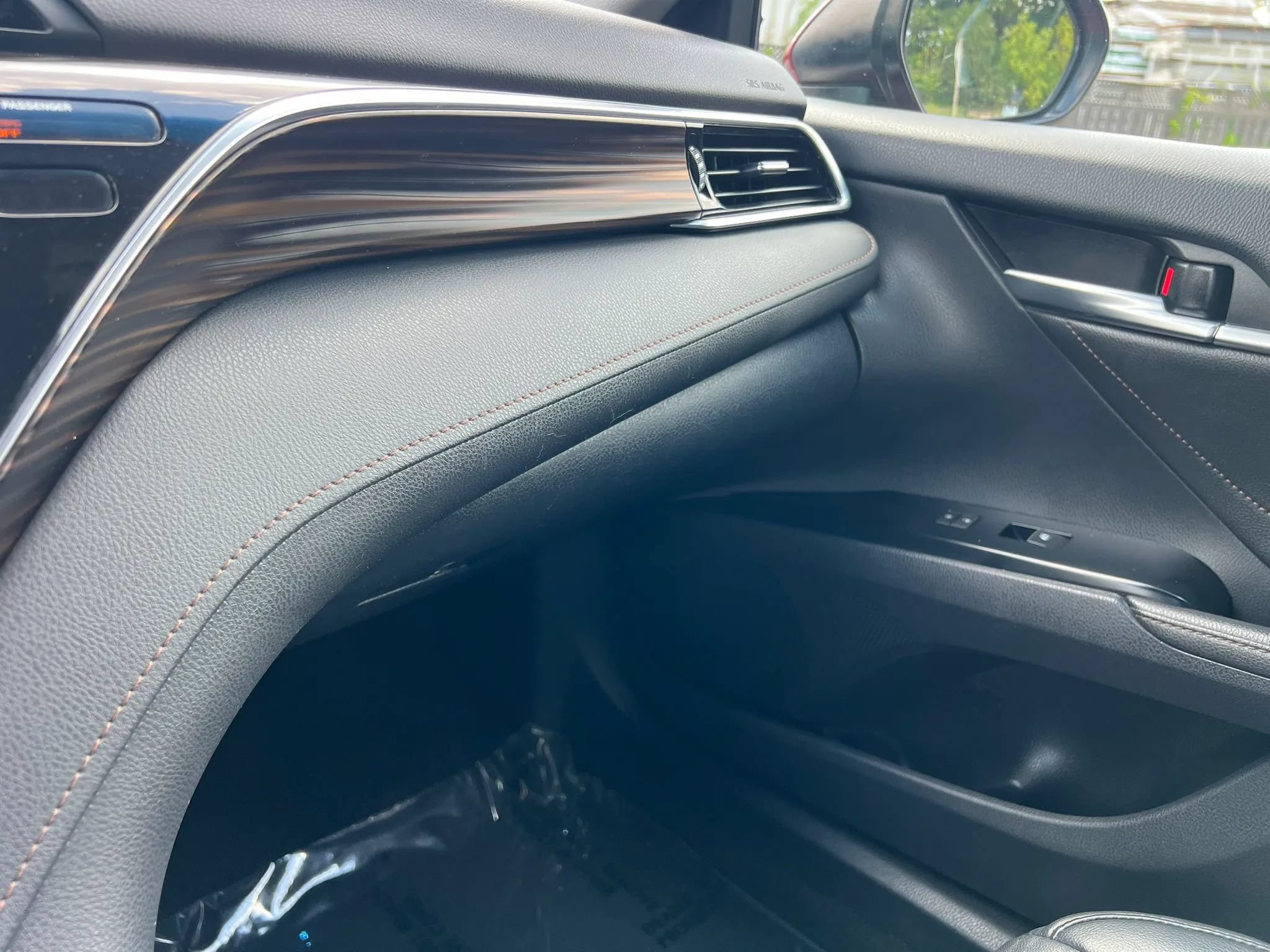 Used 2018 Toyota Camry XLE FWD image 29